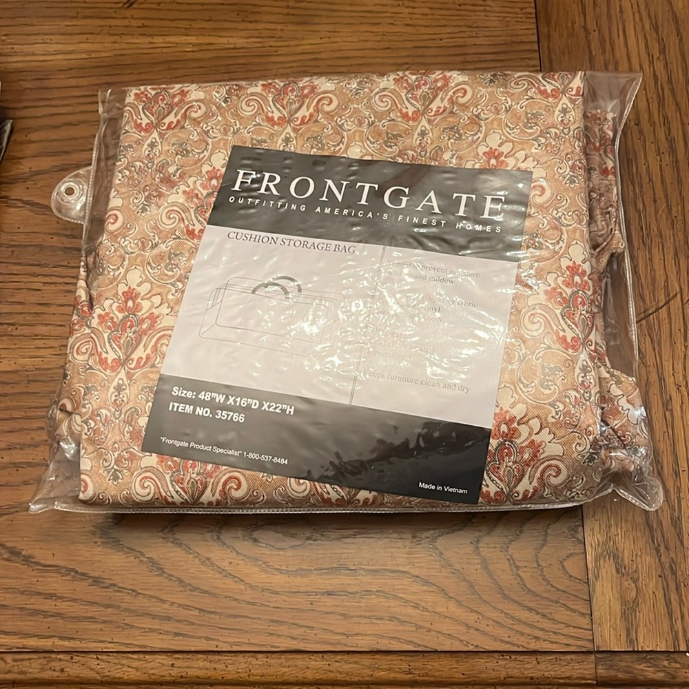 Frontgate Cushion Storage Bag, NWOT‎